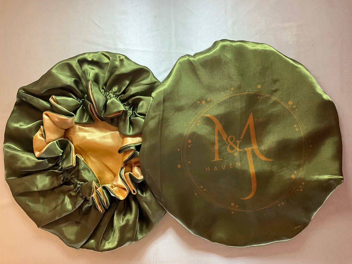 Mommy & Me Satin Bonnet Set